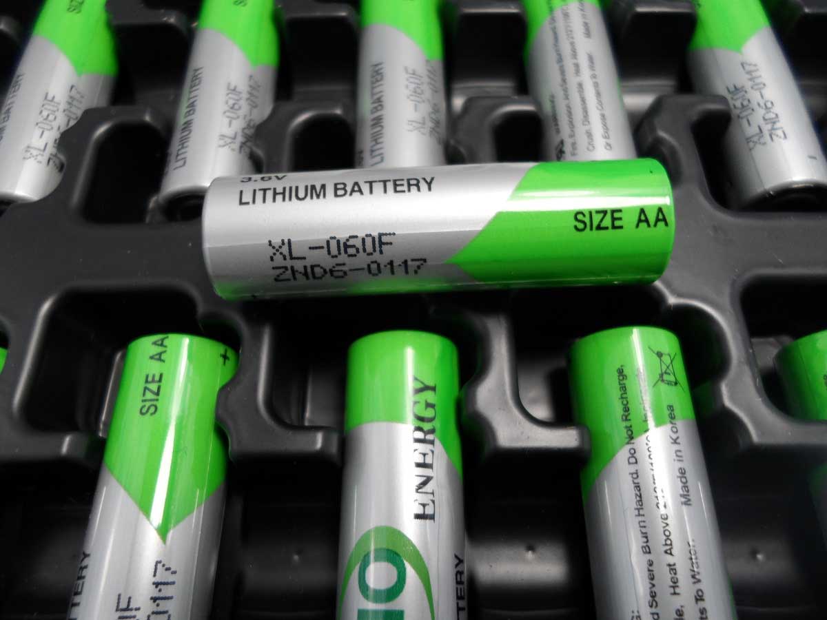 XL-060F      Battery Lithium 3,6V, 2.4Ah, size AA